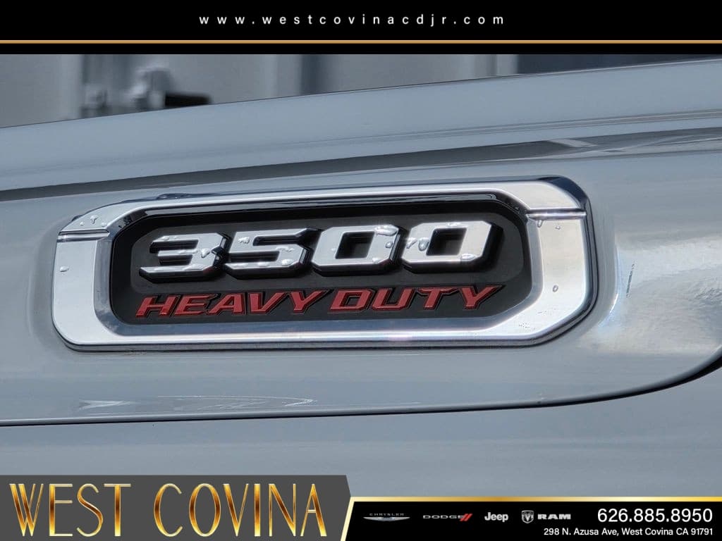 2026 RAM 3500 Chassis Cab Tradesman thumbnail 10