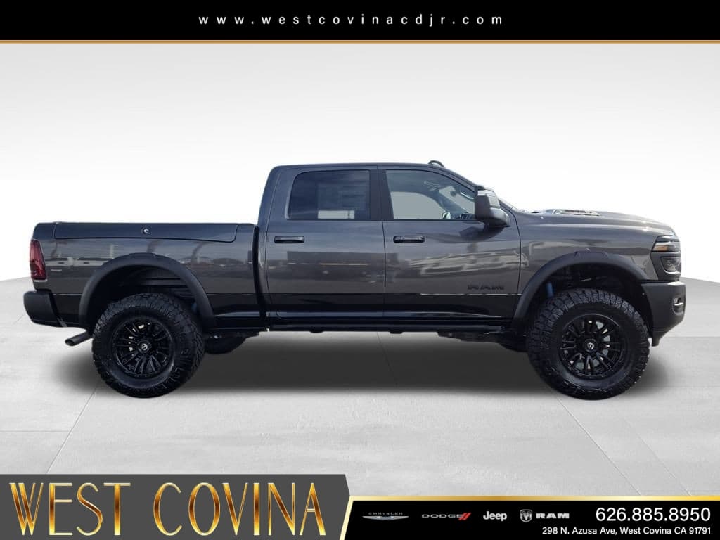 2025 RAM 2500 Power Wagon thumbnail 4
