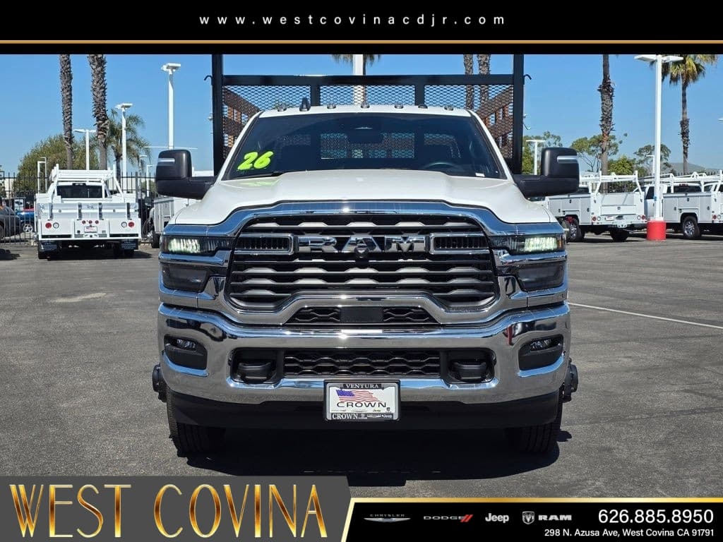 2026 RAM 3500 Chassis Cab Tradesman thumbnail 2