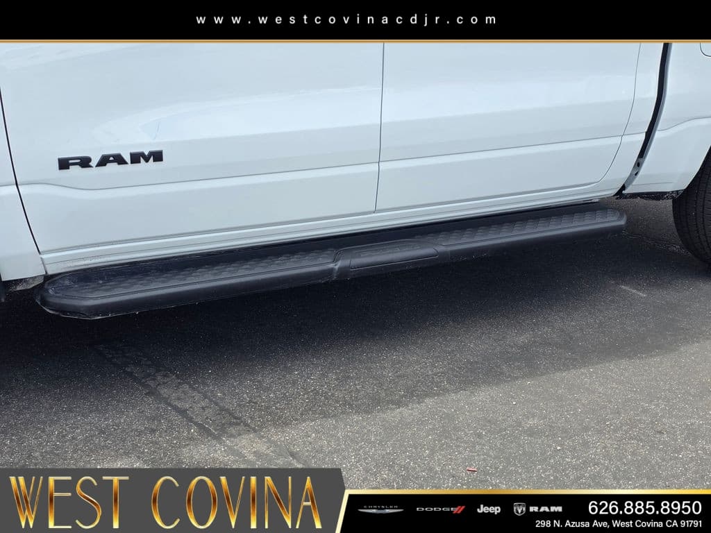 2026 RAM 1500 thumbnail 10