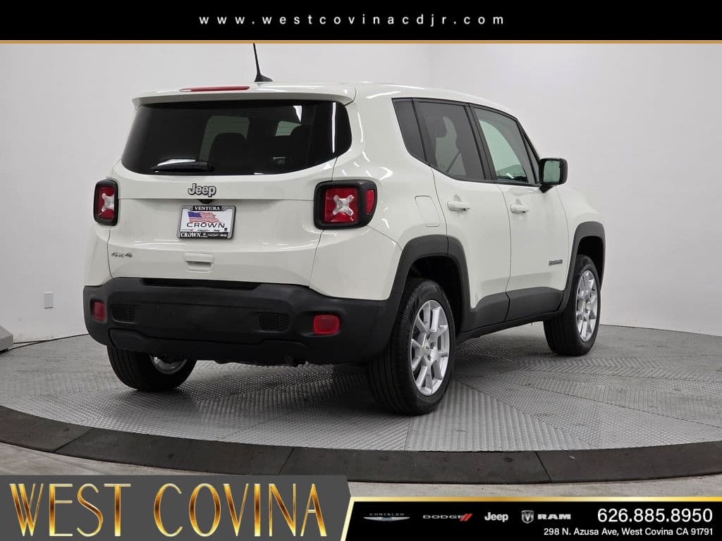 2023 Jeep Renegade Latitude thumbnail 7