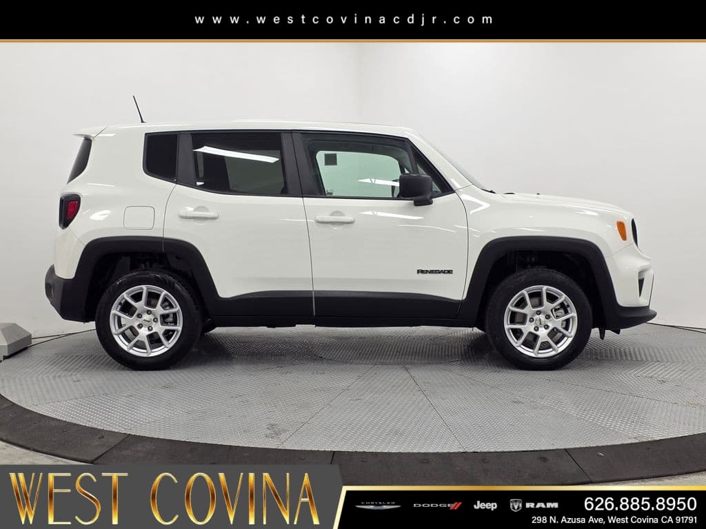 2023 Jeep Renegade Latitude thumbnail 8