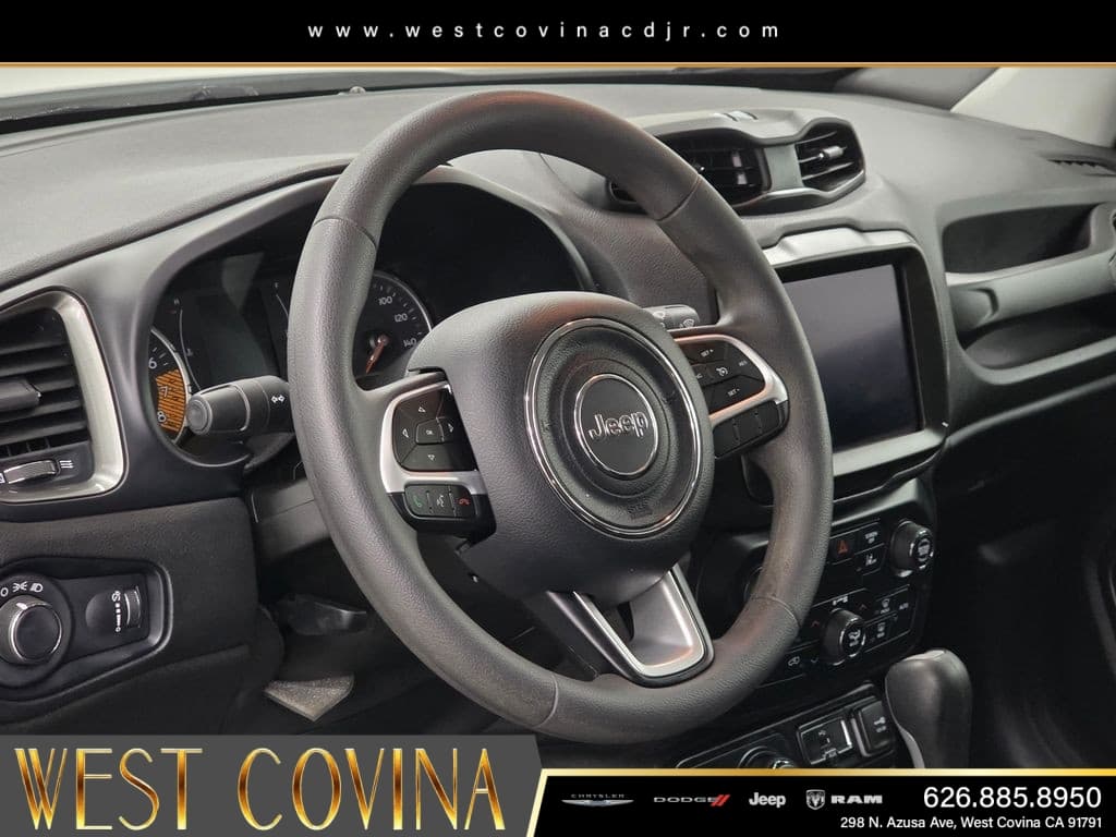 2023 Jeep Renegade Latitude thumbnail 21