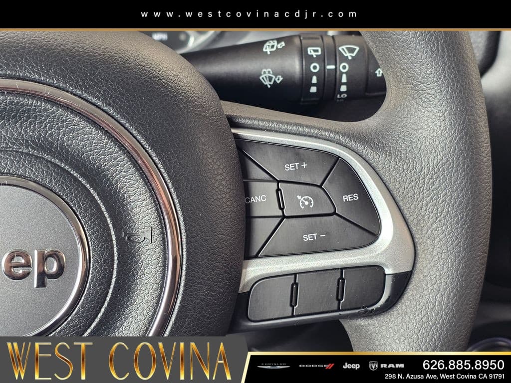 2023 Jeep Renegade Latitude thumbnail 30