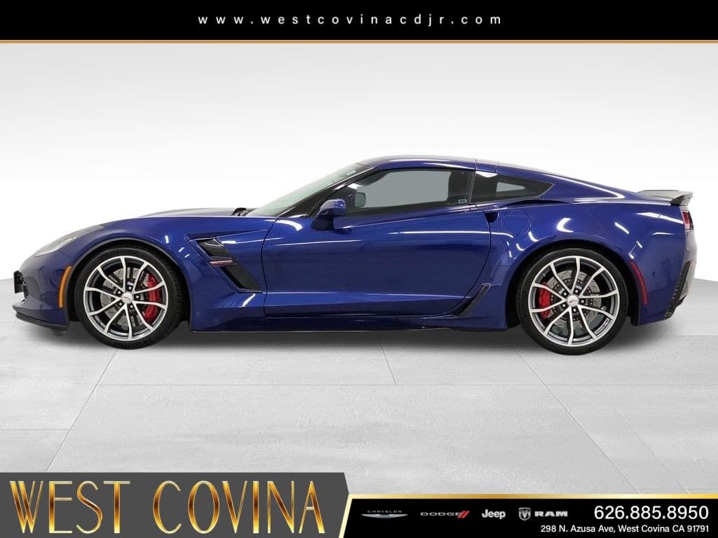 2017 Chevrolet Corvette Grand Sport thumbnail 4
