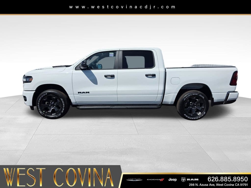 2026 RAM 1500 Express thumbnail 8