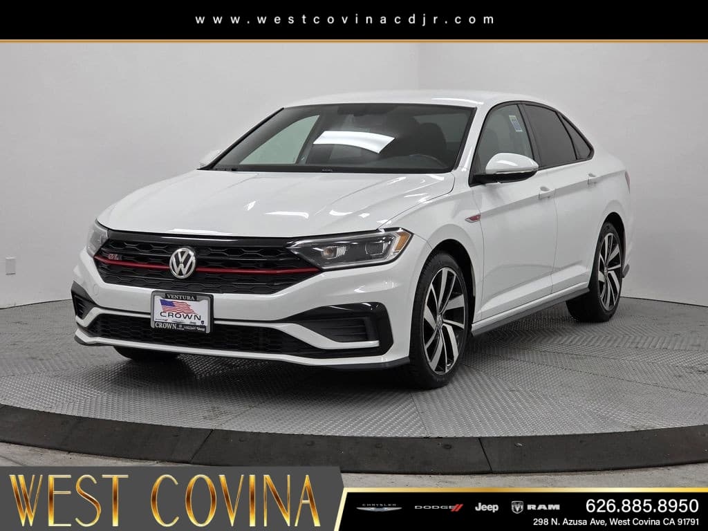 2021 Volkswagen Jetta GLI 2.0T S thumbnail 3