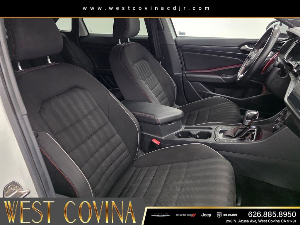 2021 Volkswagen Jetta GLI 2.0T S thumbnail 10