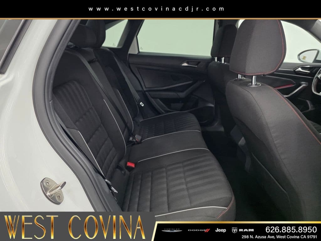 2021 Volkswagen Jetta GLI 2.0T S thumbnail 14