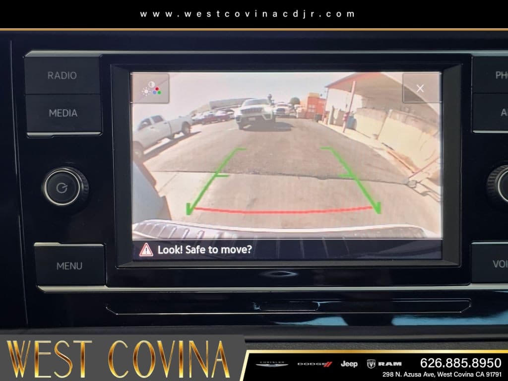 2021 Volkswagen Jetta GLI 2.0T S thumbnail 22