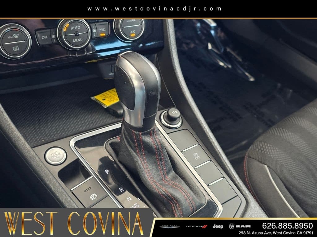 2021 Volkswagen Jetta GLI 2.0T S thumbnail 24