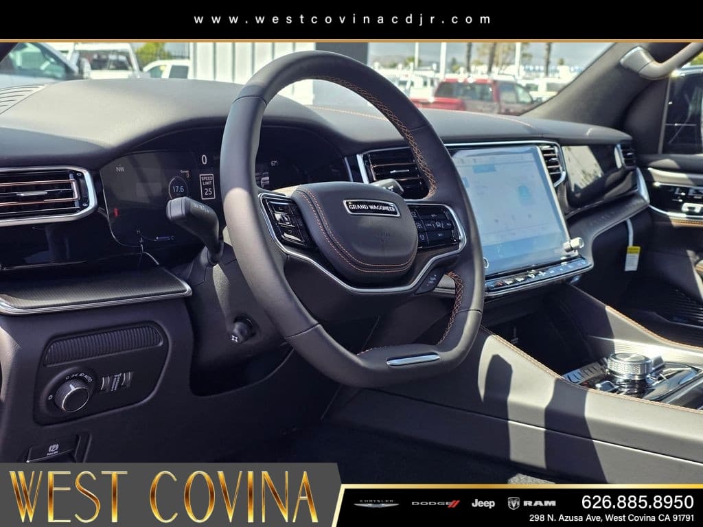 2026 Jeep Grand Wagoneer Summit Reserve thumbnail 19
