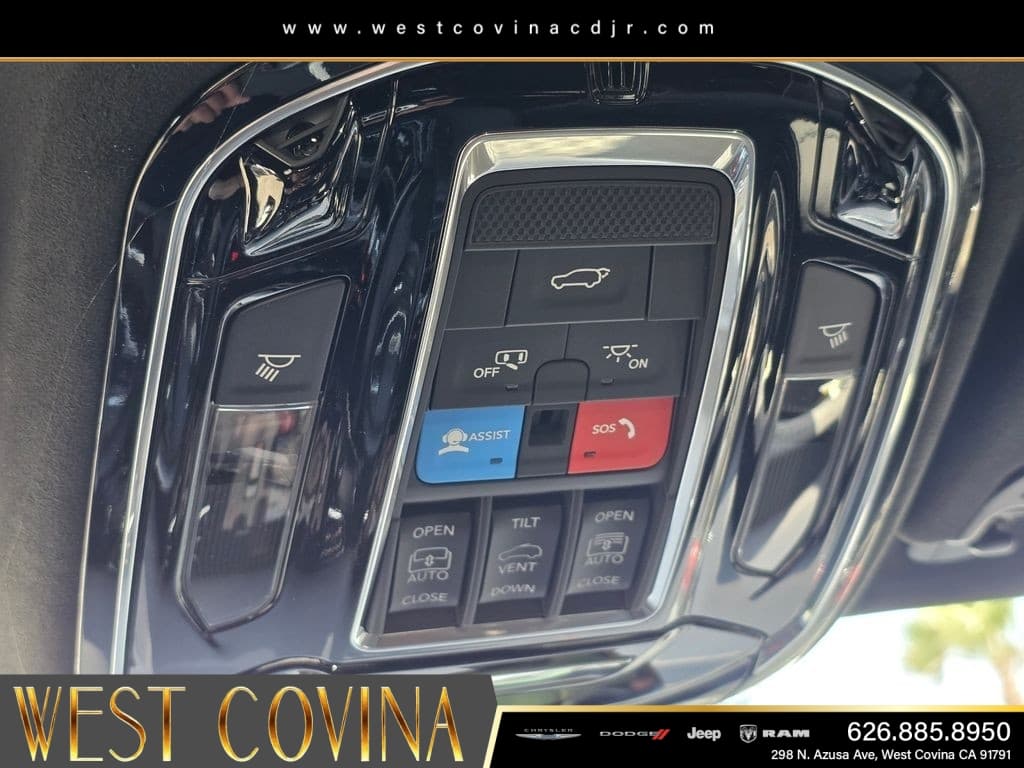 2026 Jeep Grand Wagoneer Summit Reserve thumbnail 24