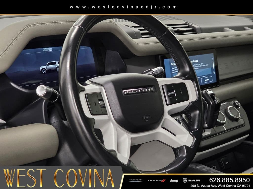 2022 Land Rover Defender 110 X-Dynamic SE thumbnail 22