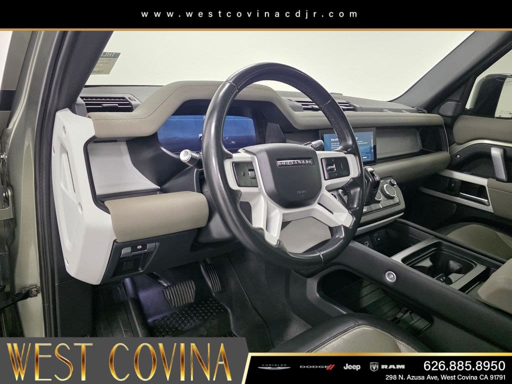 2022 Land Rover Defender 110 X-Dynamic SE thumbnail 23