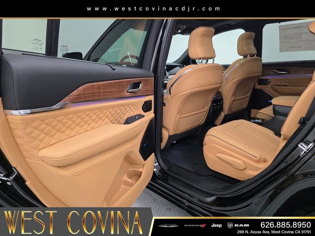 2026 Jeep Grand Cherokee L Summit thumbnail 15