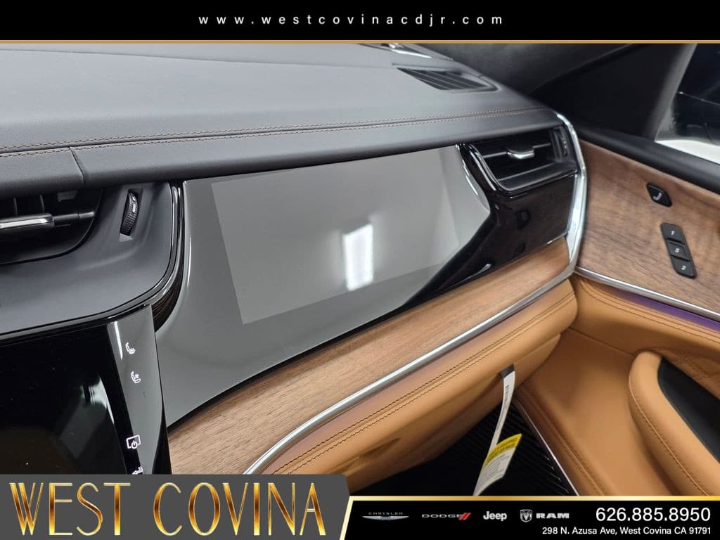 2026 Jeep Grand Cherokee L Summit thumbnail 23