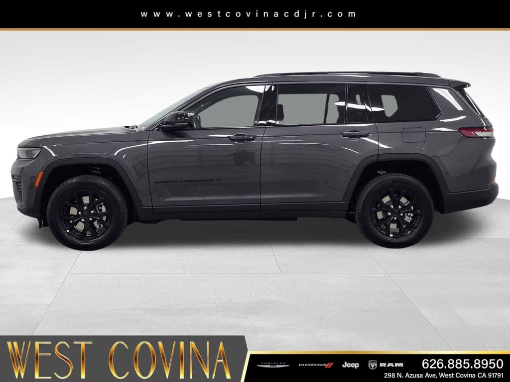 2026 Jeep Grand Cherokee L Laredo thumbnail 8