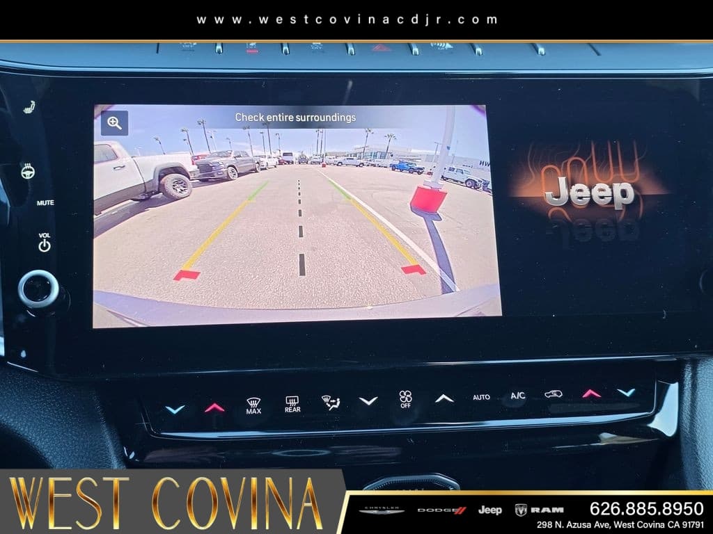 2026 Jeep Grand Cherokee L Laredo thumbnail 21