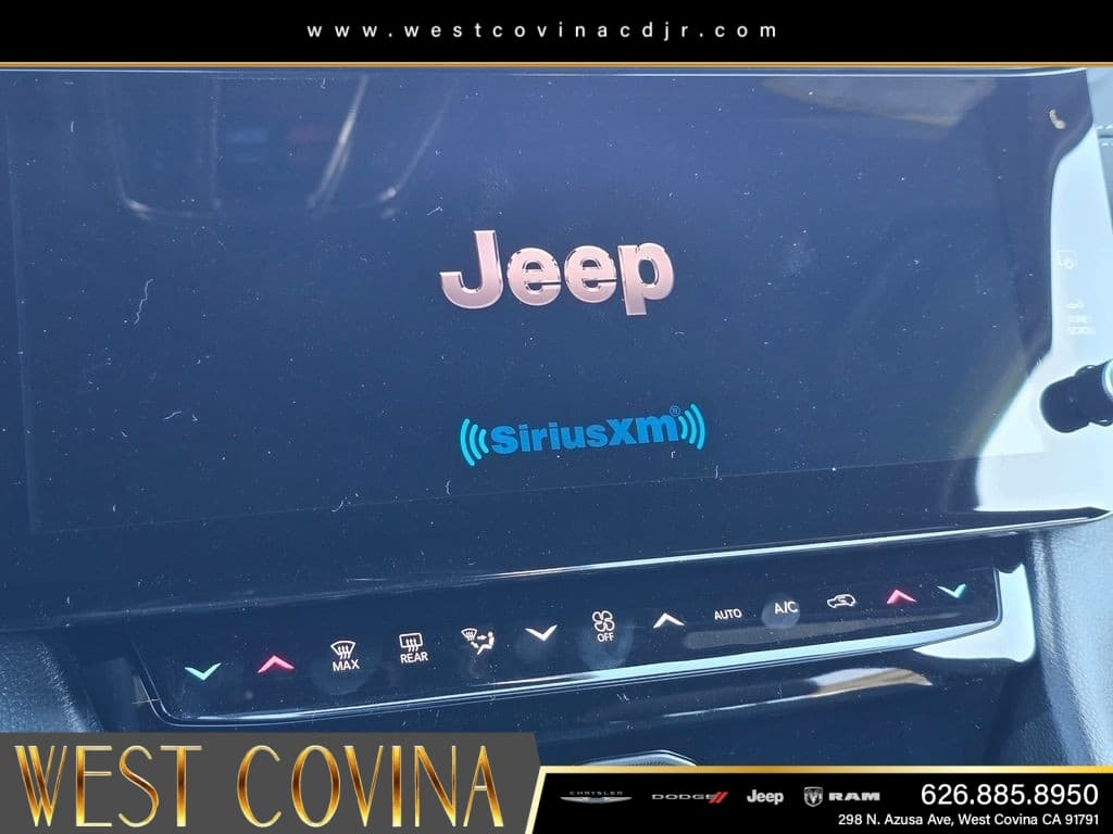 2026 Jeep Grand Cherokee L Laredo thumbnail 22