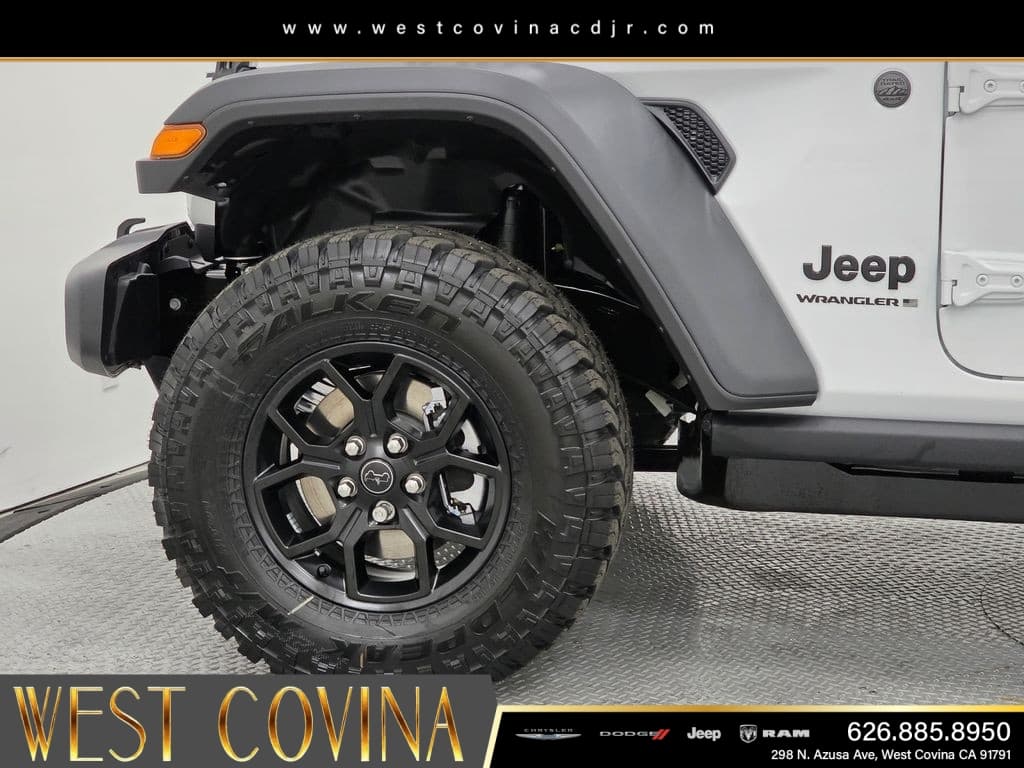 2026 Jeep Wrangler Willys thumbnail 9