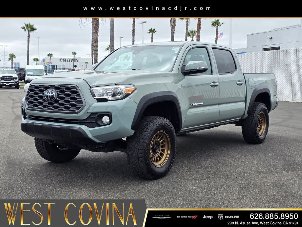2022 Toyota Tacoma TRD Off-Road thumbnail 3