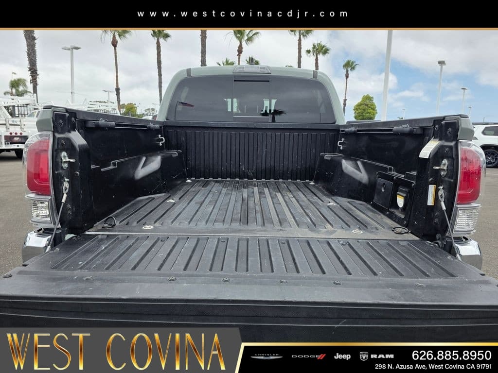 2022 Toyota Tacoma TRD Off-Road thumbnail 9