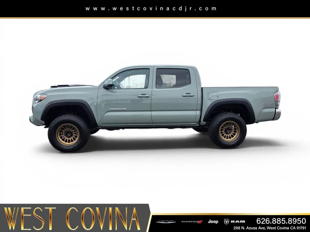 2022 Toyota Tacoma TRD Off-Road thumbnail 13