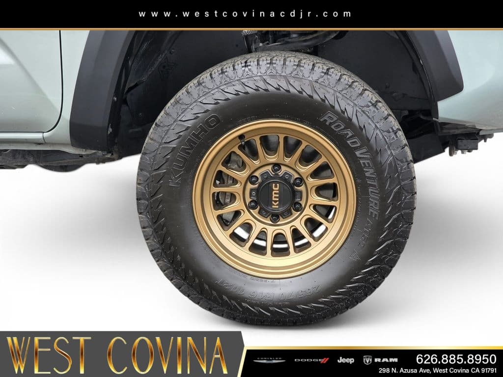 2022 Toyota Tacoma TRD Off-Road thumbnail 18