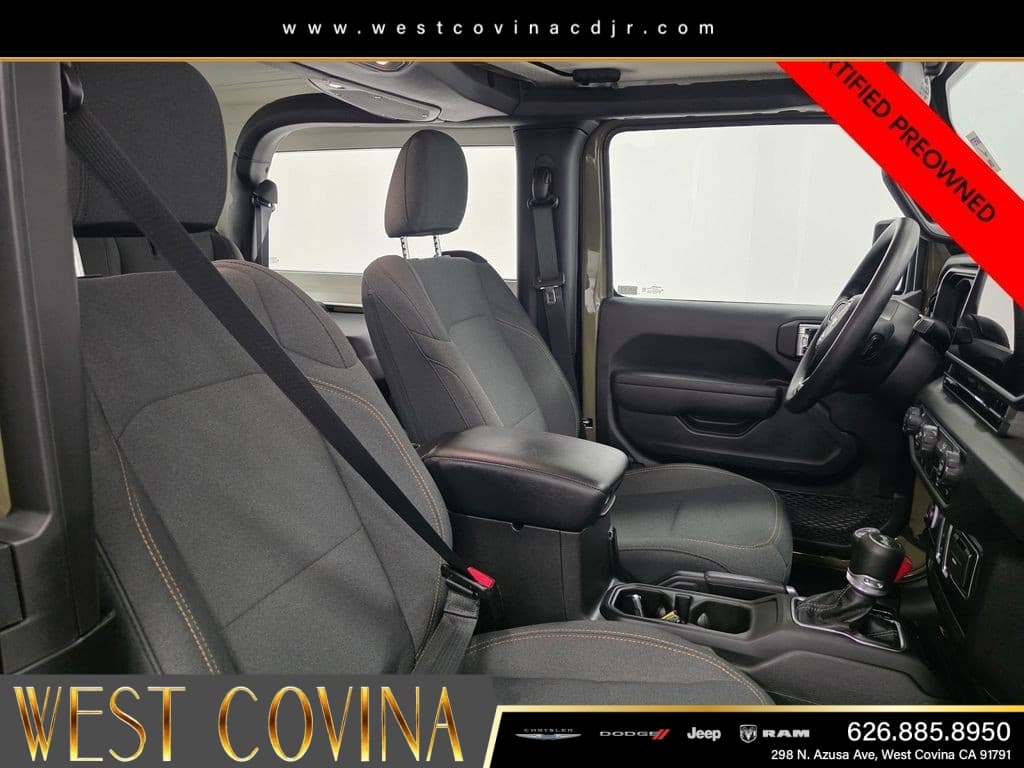 2025 Jeep Wrangler Sport thumbnail 11