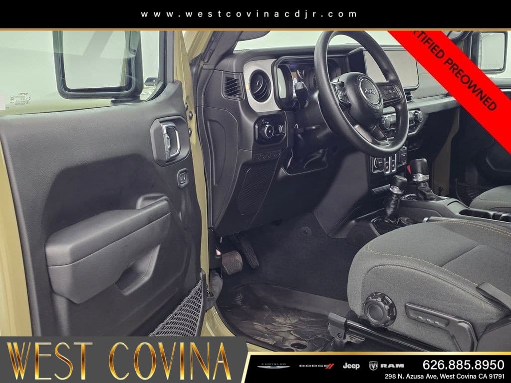 2025 Jeep Wrangler Sport thumbnail 21