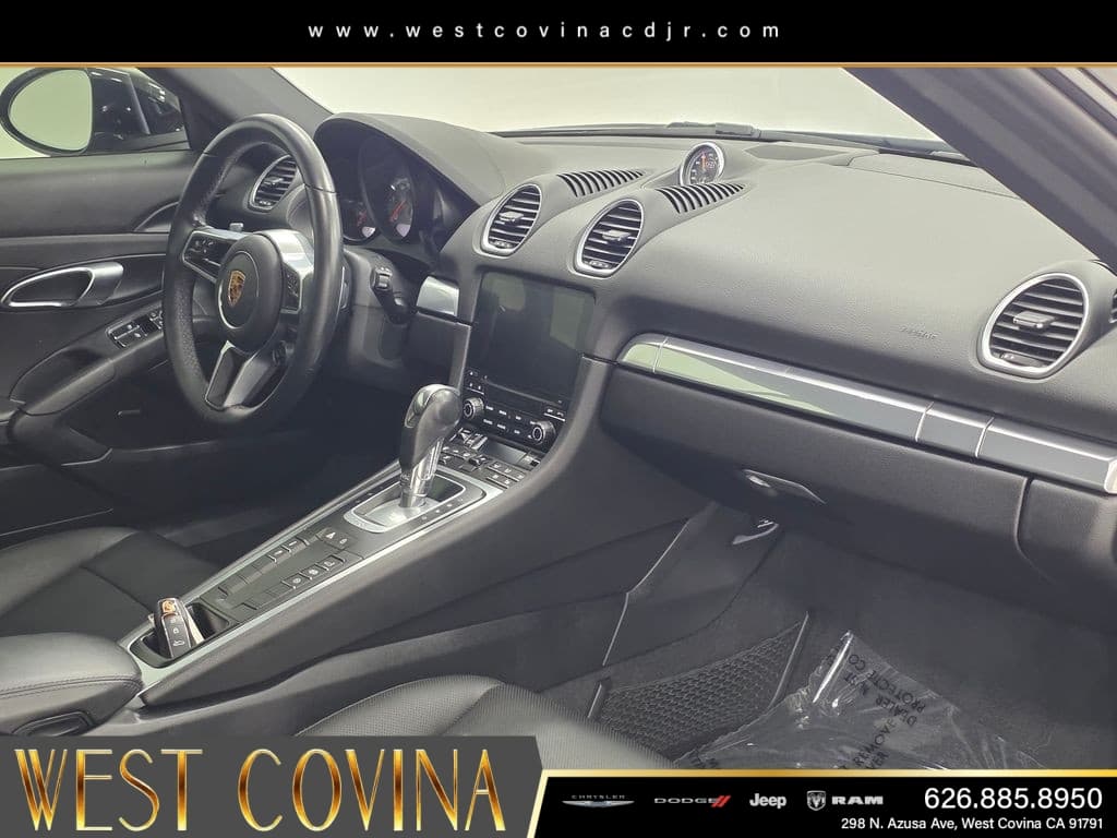 2021 Porsche 718 Cayman S thumbnail 15
