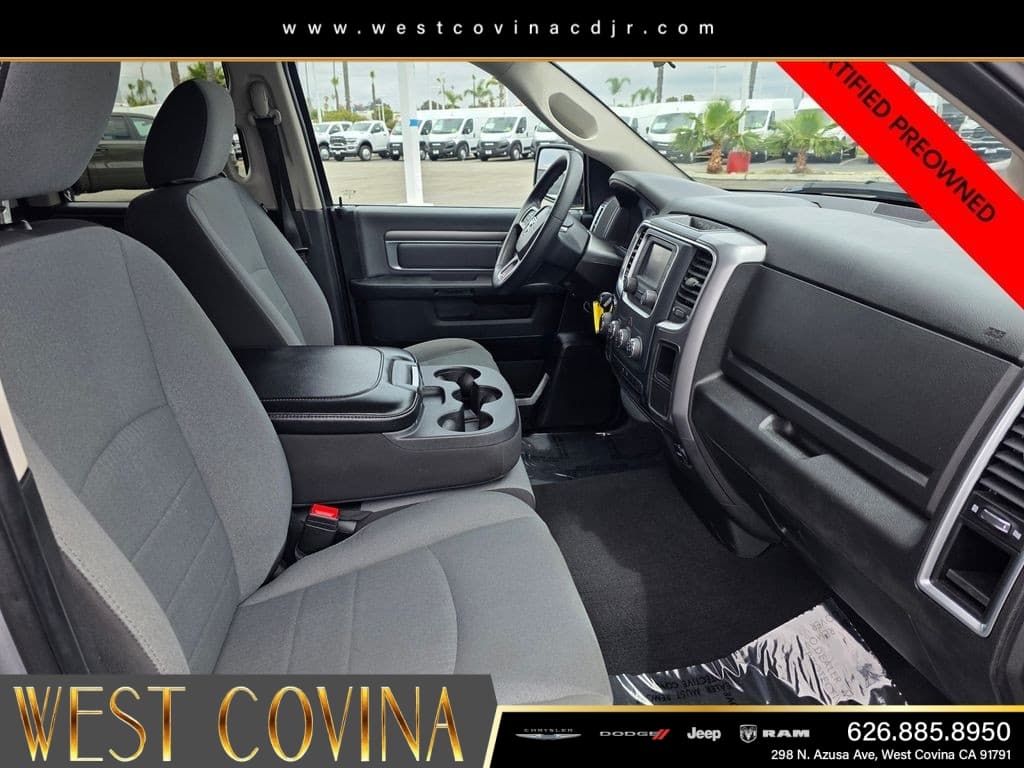 2024 Ram 1500 Classic SLT thumbnail 13