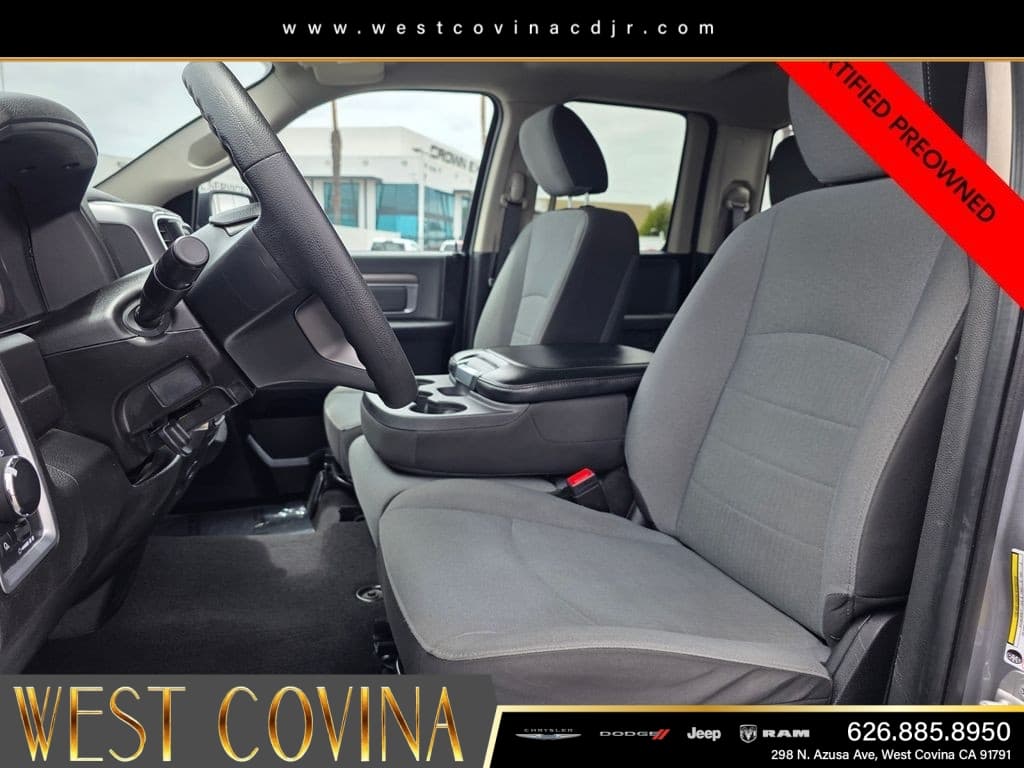 2024 Ram 1500 Classic SLT thumbnail 15