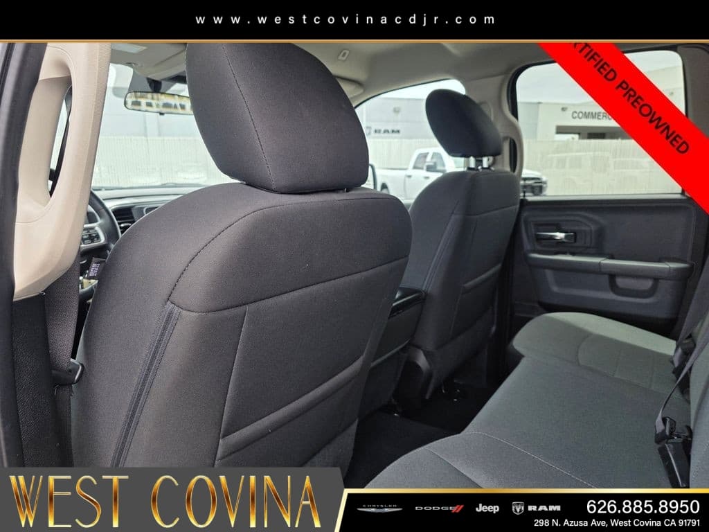 2024 Ram 1500 Classic SLT thumbnail 18