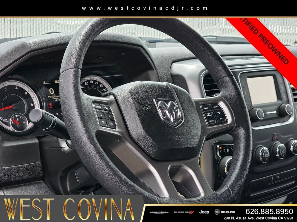 2024 Ram 1500 Classic SLT thumbnail 23