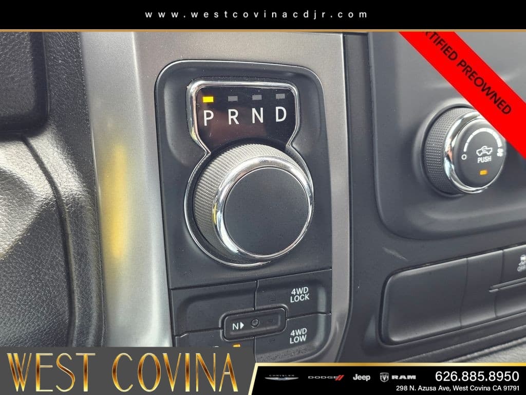 2024 Ram 1500 Classic SLT thumbnail 26