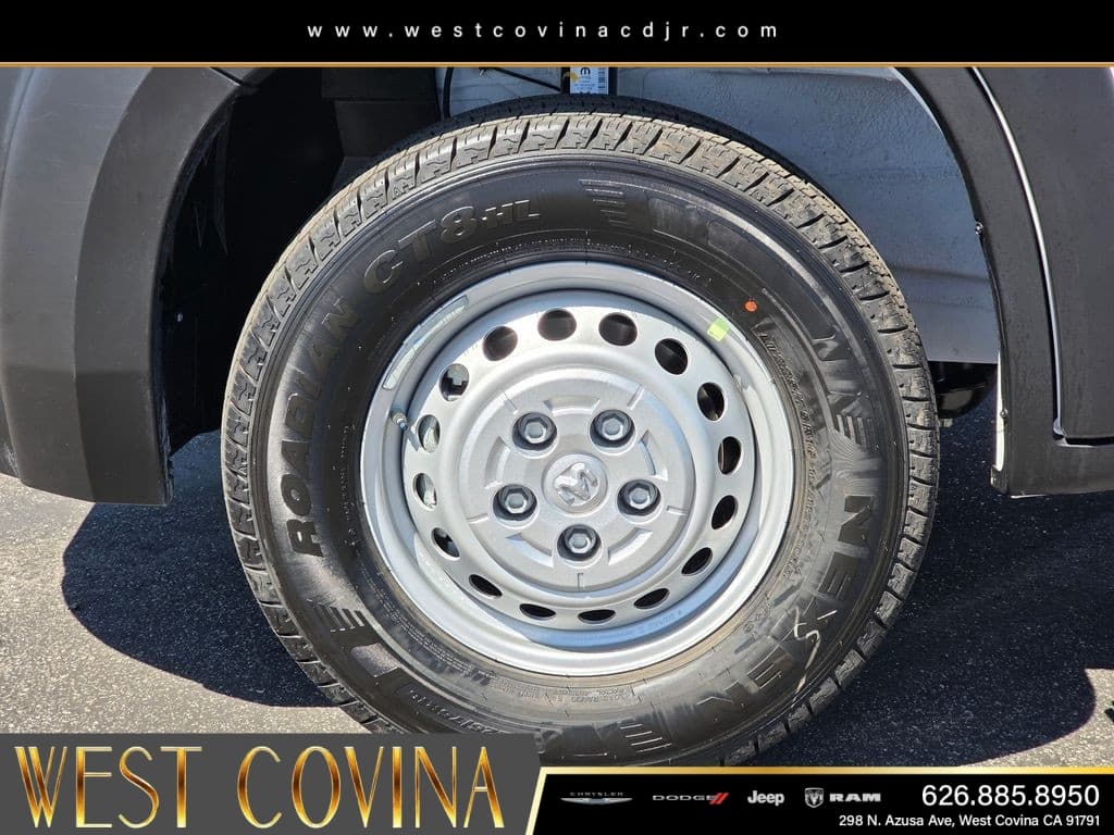 2026 RAM ProMaster Low Roof thumbnail 9