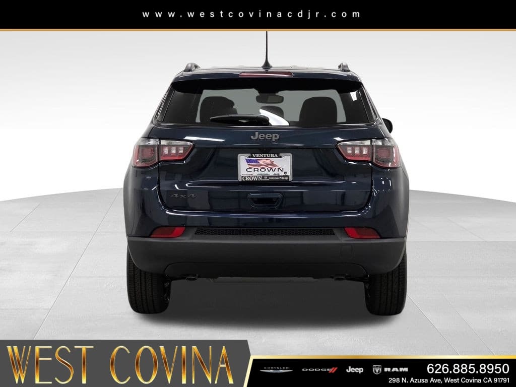 2026 Jeep Compass Latitude thumbnail 6