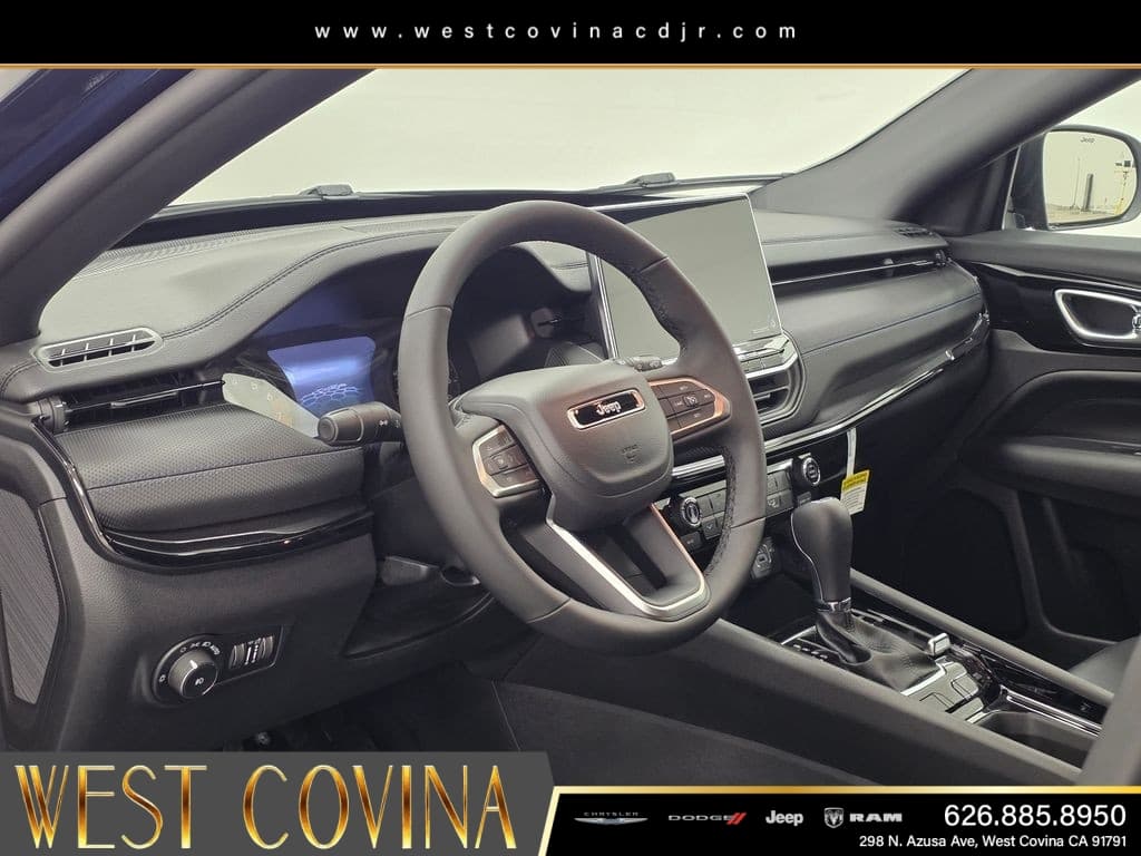 2026 Jeep Compass Latitude thumbnail 15