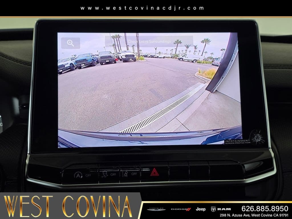 2026 Jeep Compass Latitude thumbnail 18