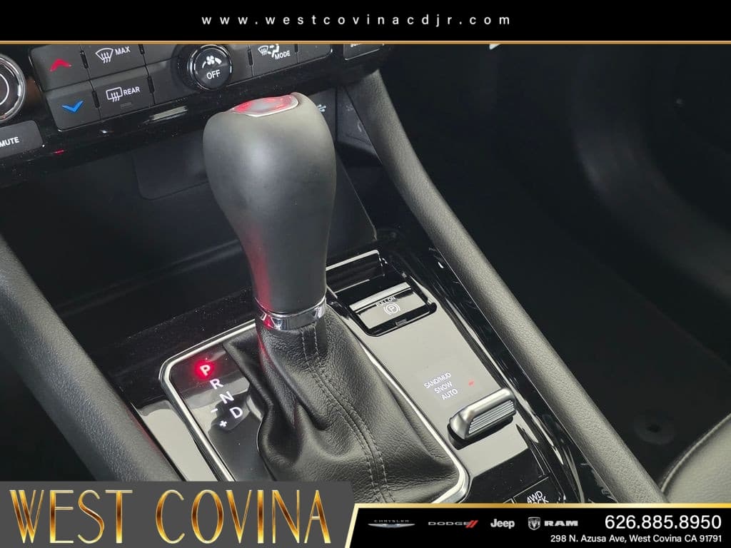 2026 Jeep Compass Latitude thumbnail 20