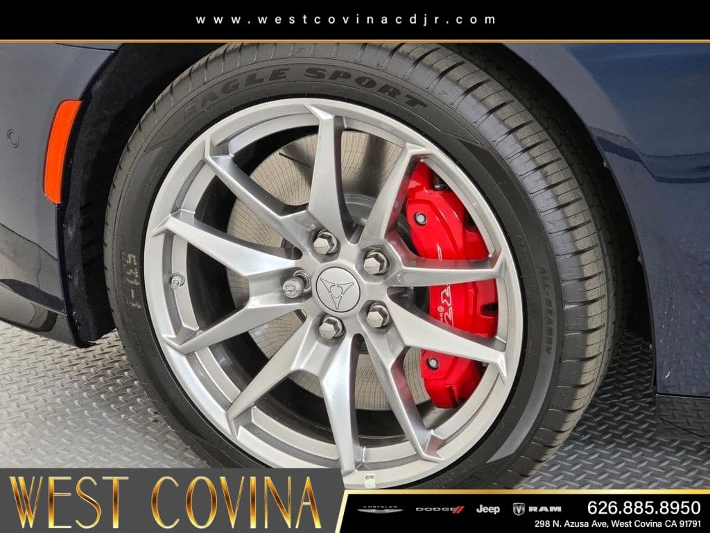 2026 Dodge Charger Daytona R/T Scat Pack thumbnail 9