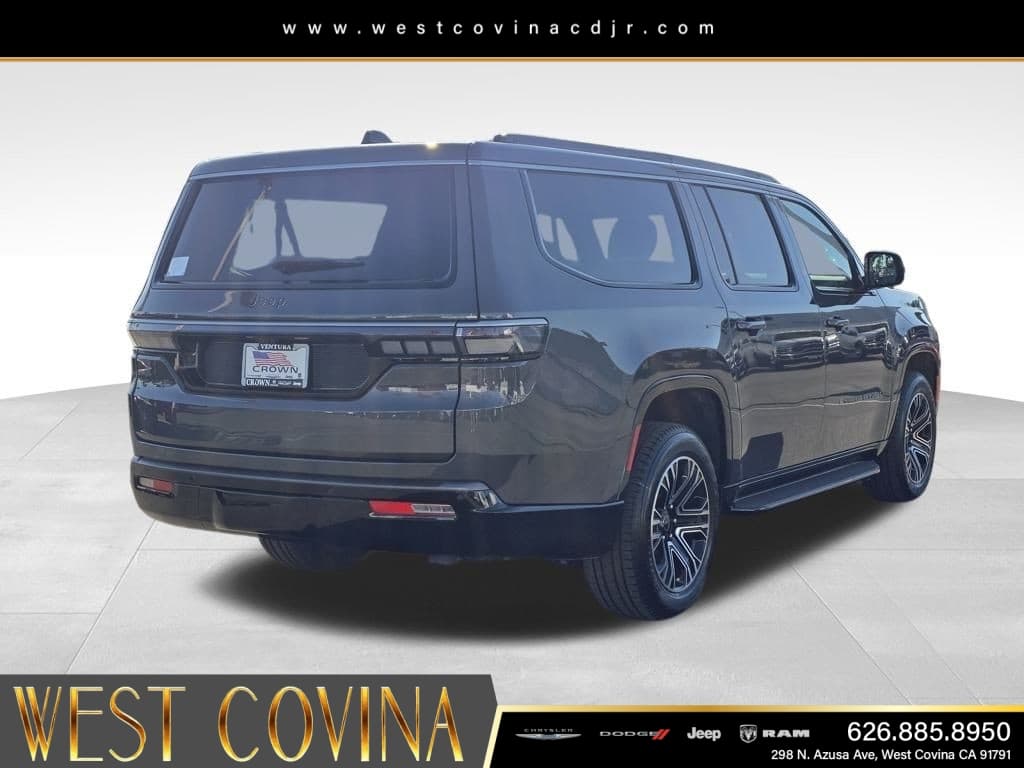 2026 Jeep Grand Wagoneer thumbnail 5