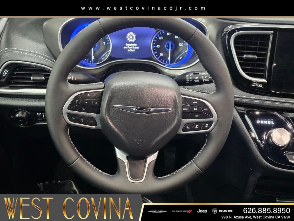 2025 Chrysler Pacifica Select thumbnail 16