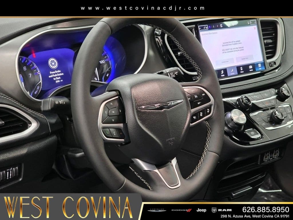 2025 Chrysler Pacifica Select thumbnail 25