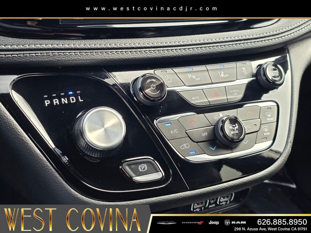 2025 Chrysler Pacifica Select thumbnail 28