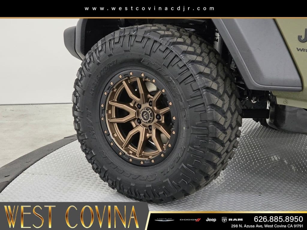 2026 Jeep Wrangler Sport thumbnail 9