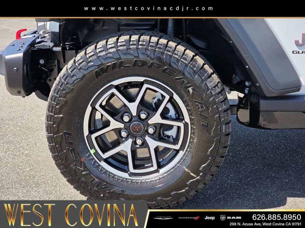 2026 Jeep Gladiator Shadow Ops thumbnail 9