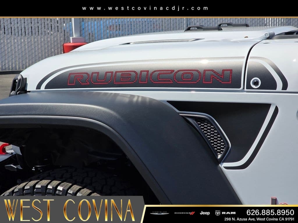 2026 Jeep Gladiator Shadow Ops thumbnail 10
